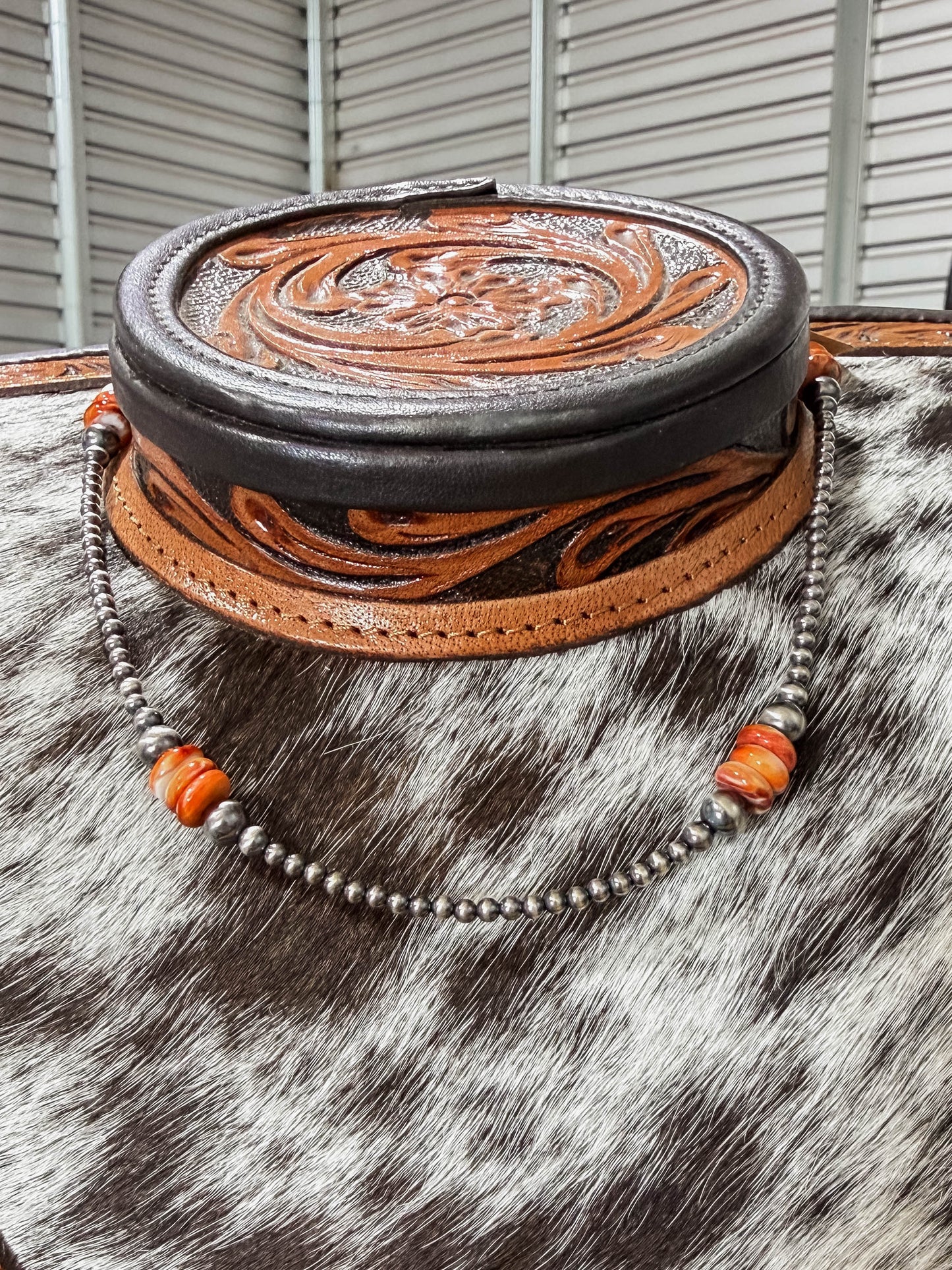 Orange Spiny and Pearls Necklace
